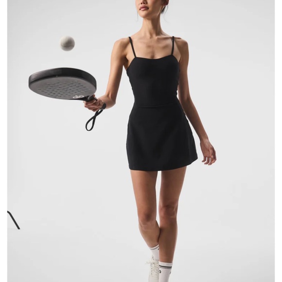 ALO Yoga Dresses & Skirts - alo court side tennis dress